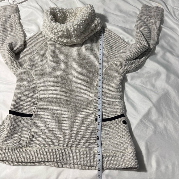 Superdry Cozy Cream Sweater with Sherpa Collar Size Medium. - Picture 12 of 16